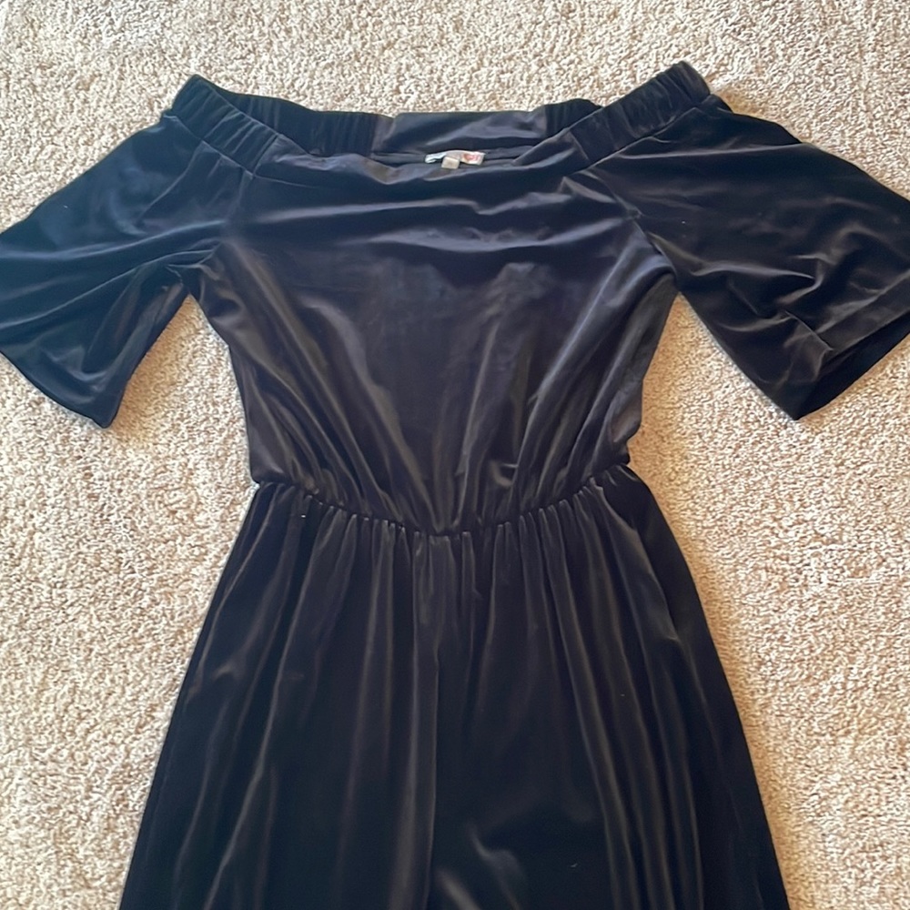 Black Velvet Sleeveless Jumper